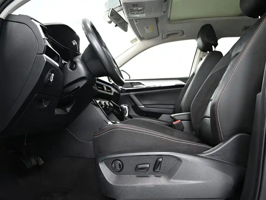 Volkswagen Tayron 2019 330TSI 2WD Luxury China VI фото 10