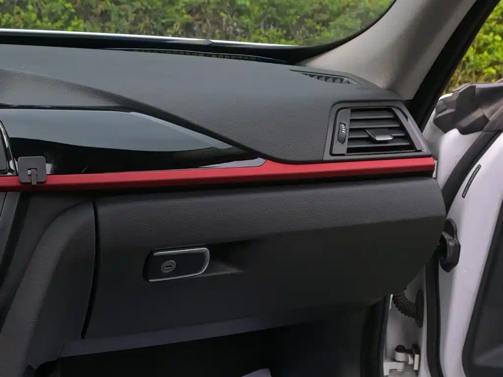 BMW 3 Series GT 2016 320i Design Package фото 24