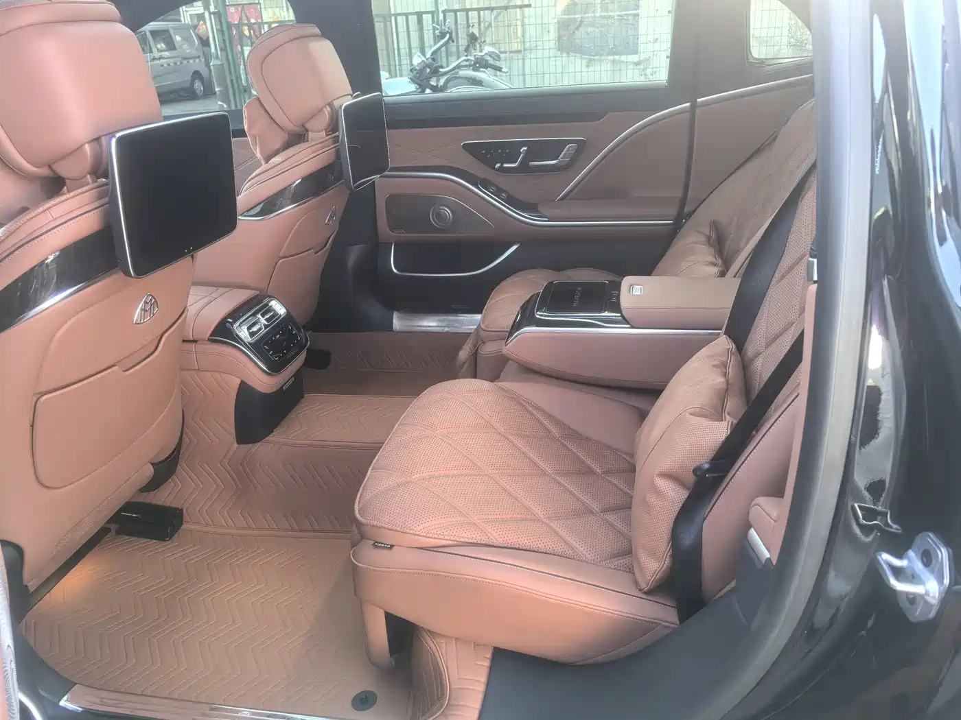 Mercedes-Benz Maybach S-Class 2023 S 480 4MATIC фото 5