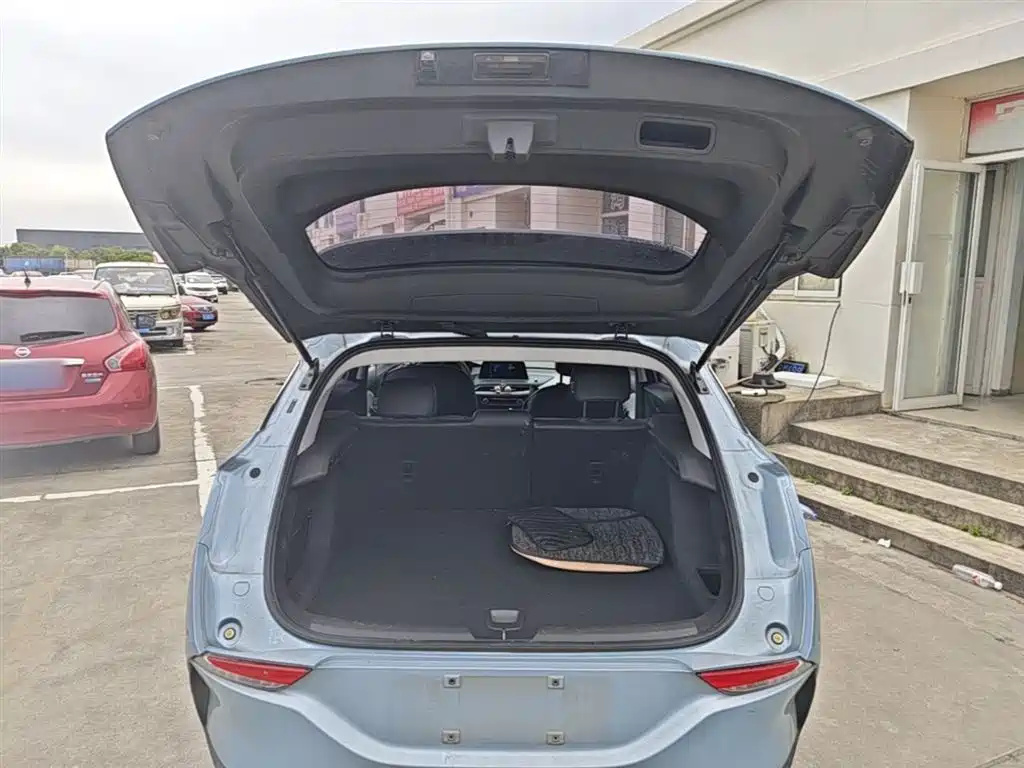 Buick Velite 6 2019 Connected Smart Edition фото 19