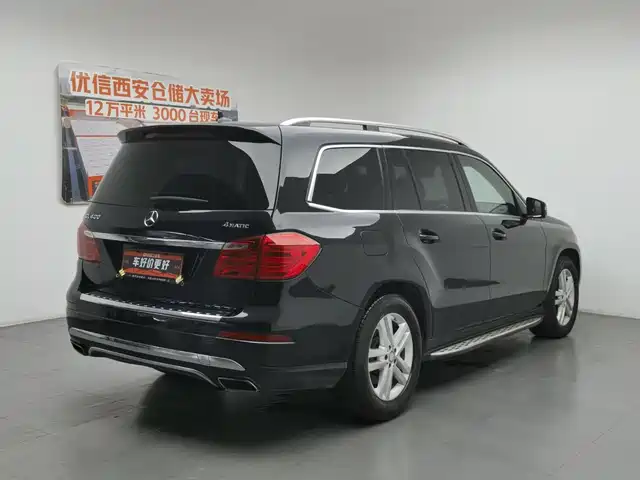 Mercedes-Benz GL-Class 2015 GL 400 4MATIC Sport — фото 2