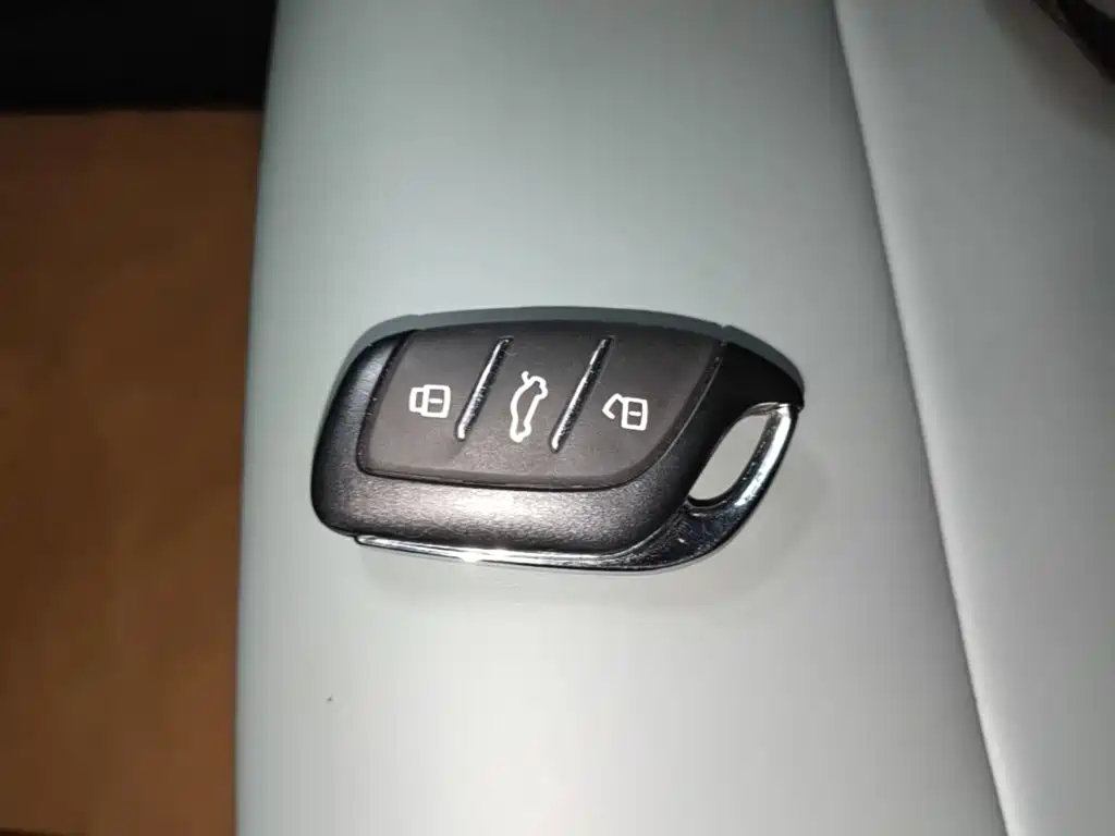 Roewe D6 2025 2025 450km Premium Edition