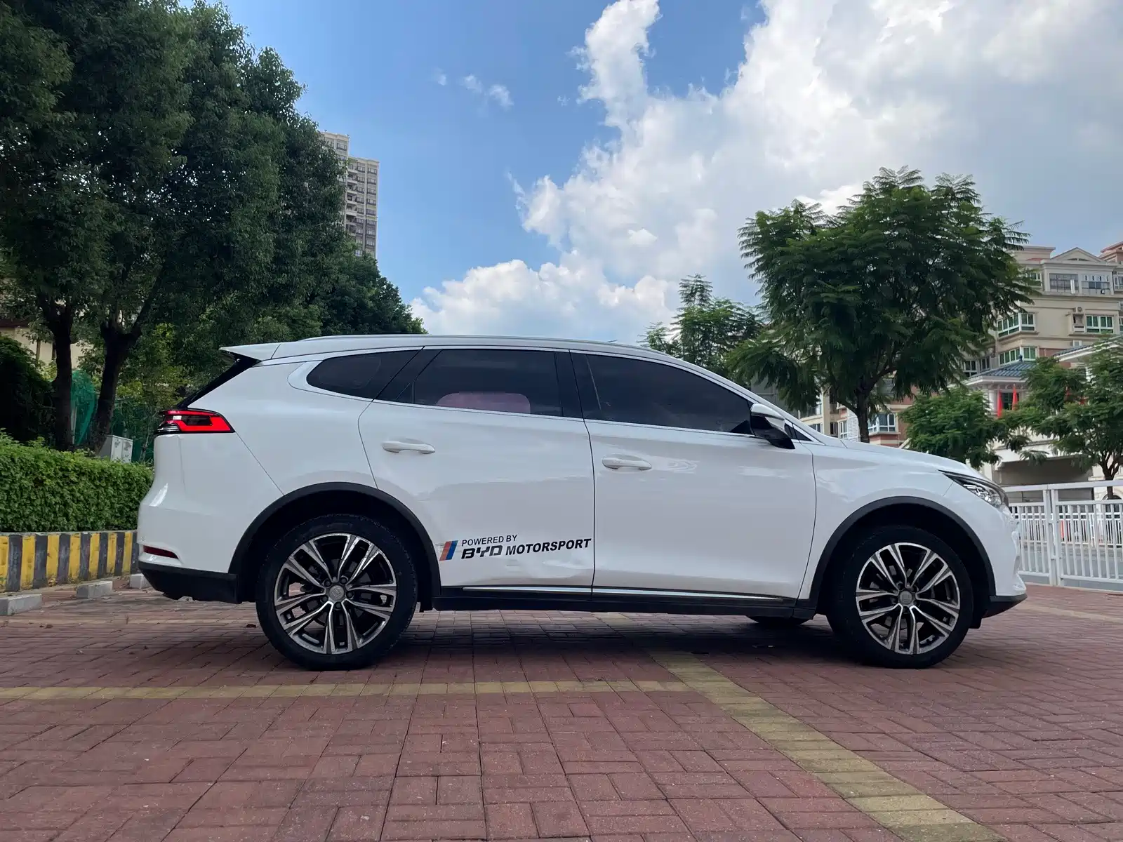 Фото 7 - BYD Tang