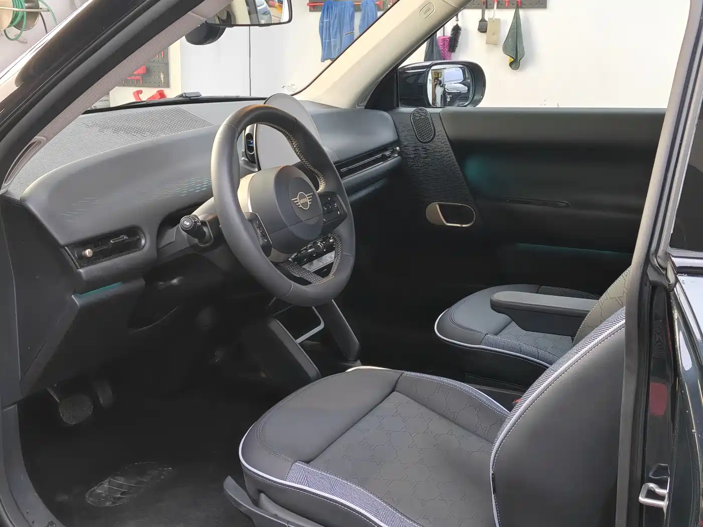 MINI ELECTRIC  COOPER