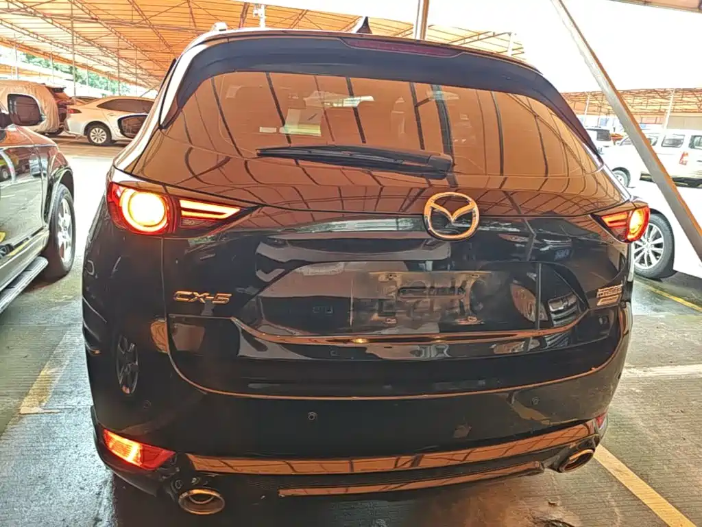 Photo 6 - Mazda CX-5