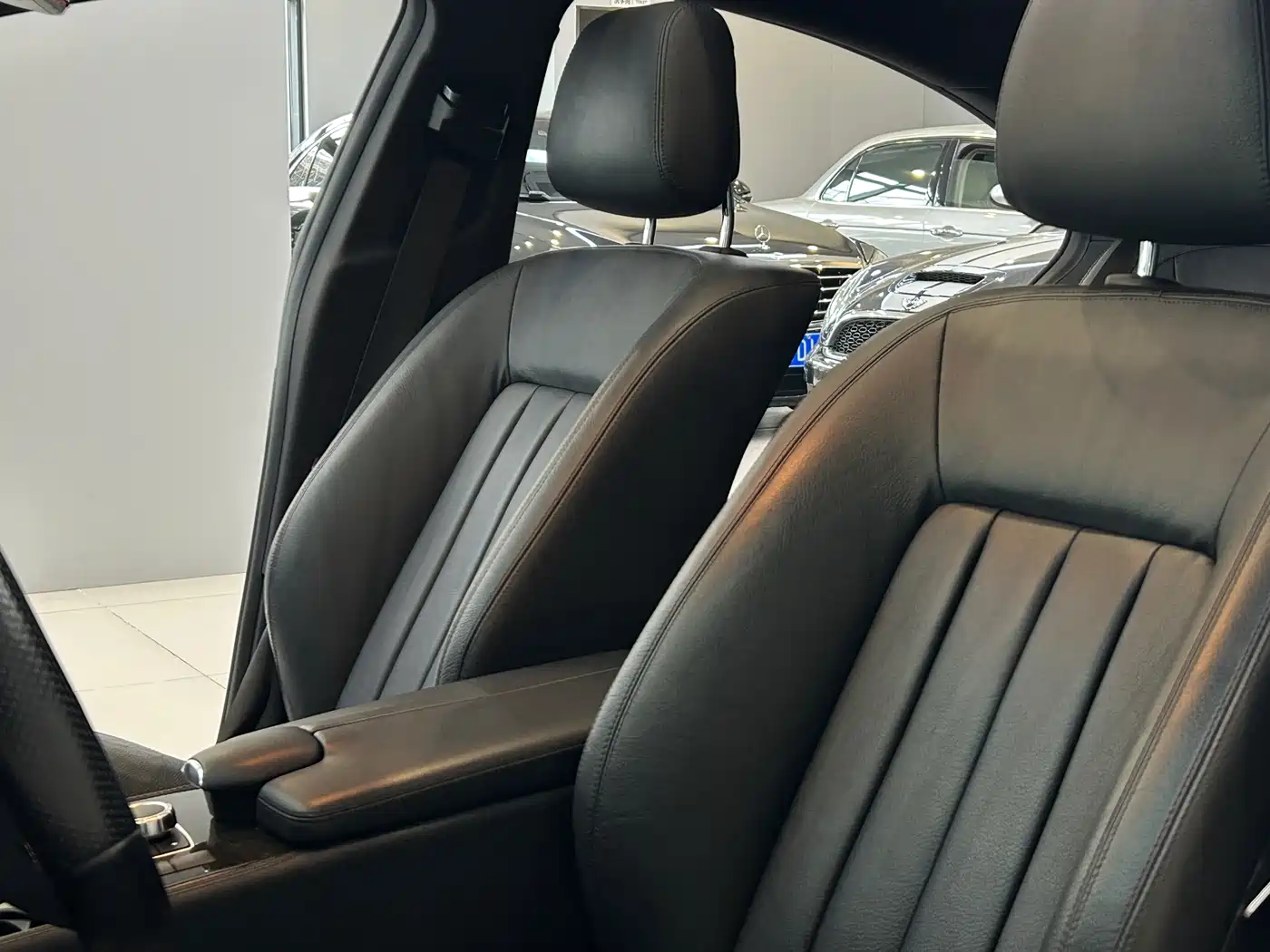 Mercedes-Benz CLS 2016 CLS 260 Edition фото 10