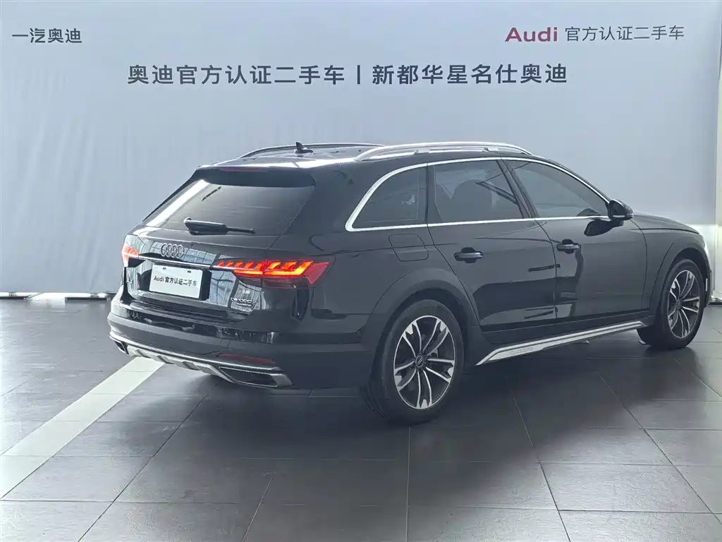 Audi A4 (Import) 2023 Model allroad quattro фото 4