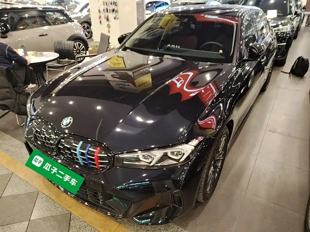 BMW 3 Series 2023 325Li M Sport Black Night Package