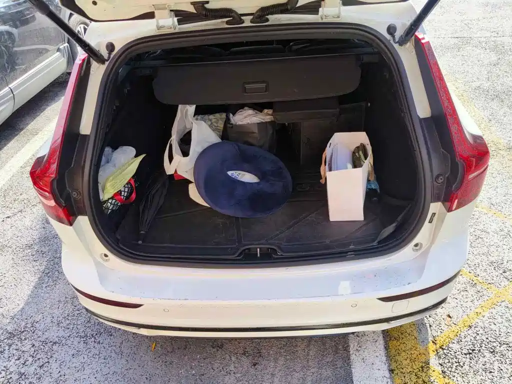 2021 Volvo V60