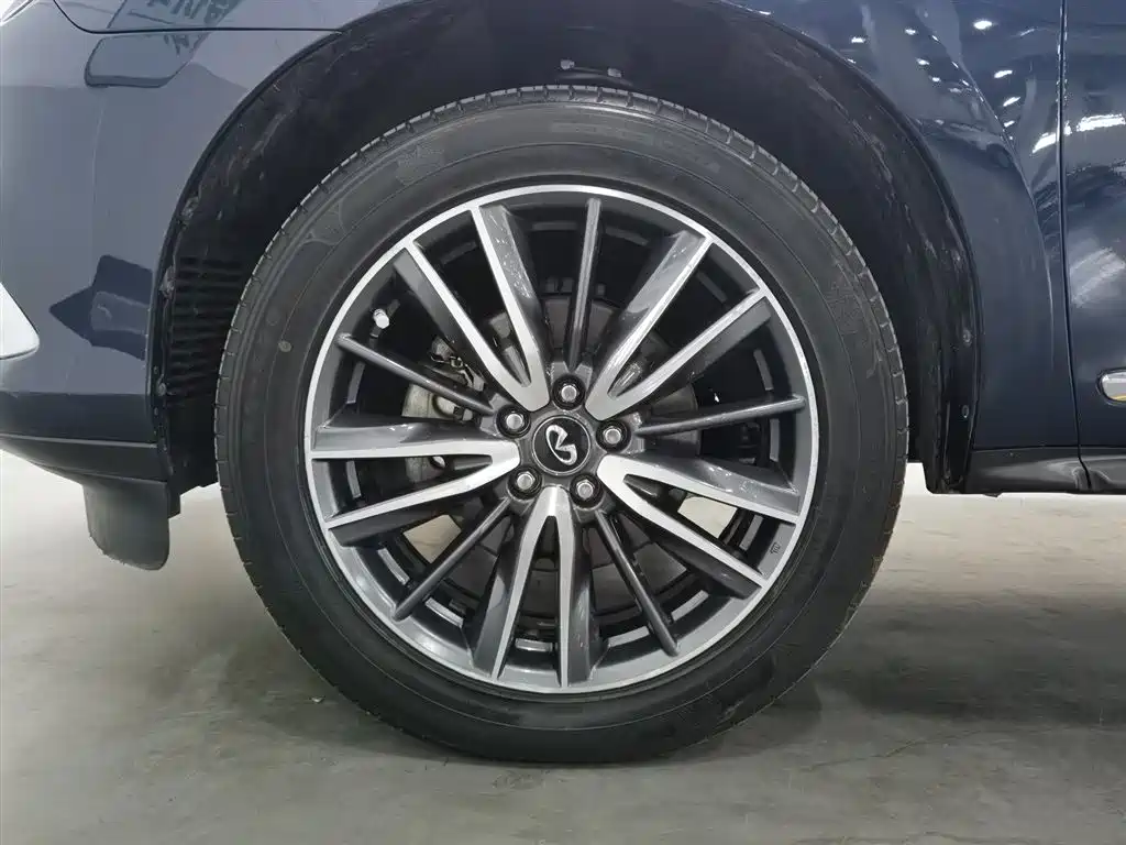 Infiniti QX60 (Import) 2018 2.5 S/C Hybrid FWD Champion Family Edition фото 17
