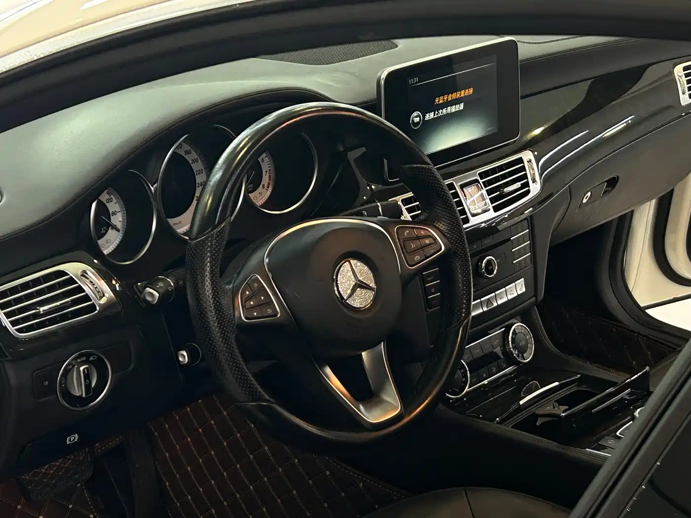 Mercedes-Benz CLS 2016 CLS 260 Edition фото 8