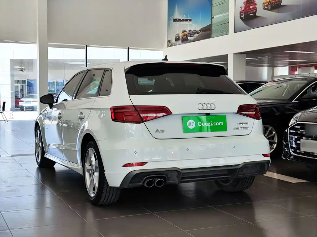 Фото 23 - Audi A3