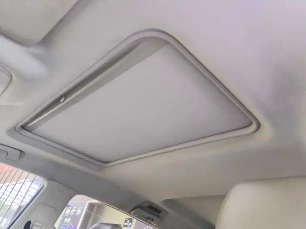 Photo 14 - Buick GL8