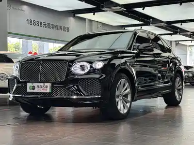 Bentley Bentayga PHEV