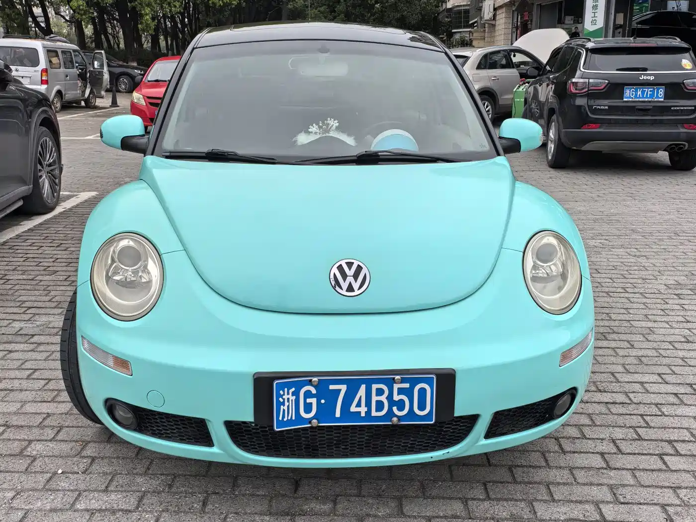 Volkswagen Beetle 2008 1.8T AT Luxury фото 5