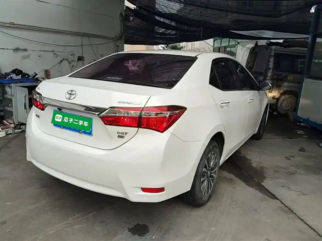 Toyota Corolla 2017 Facelift 1.2T S-CVT GL фото 7