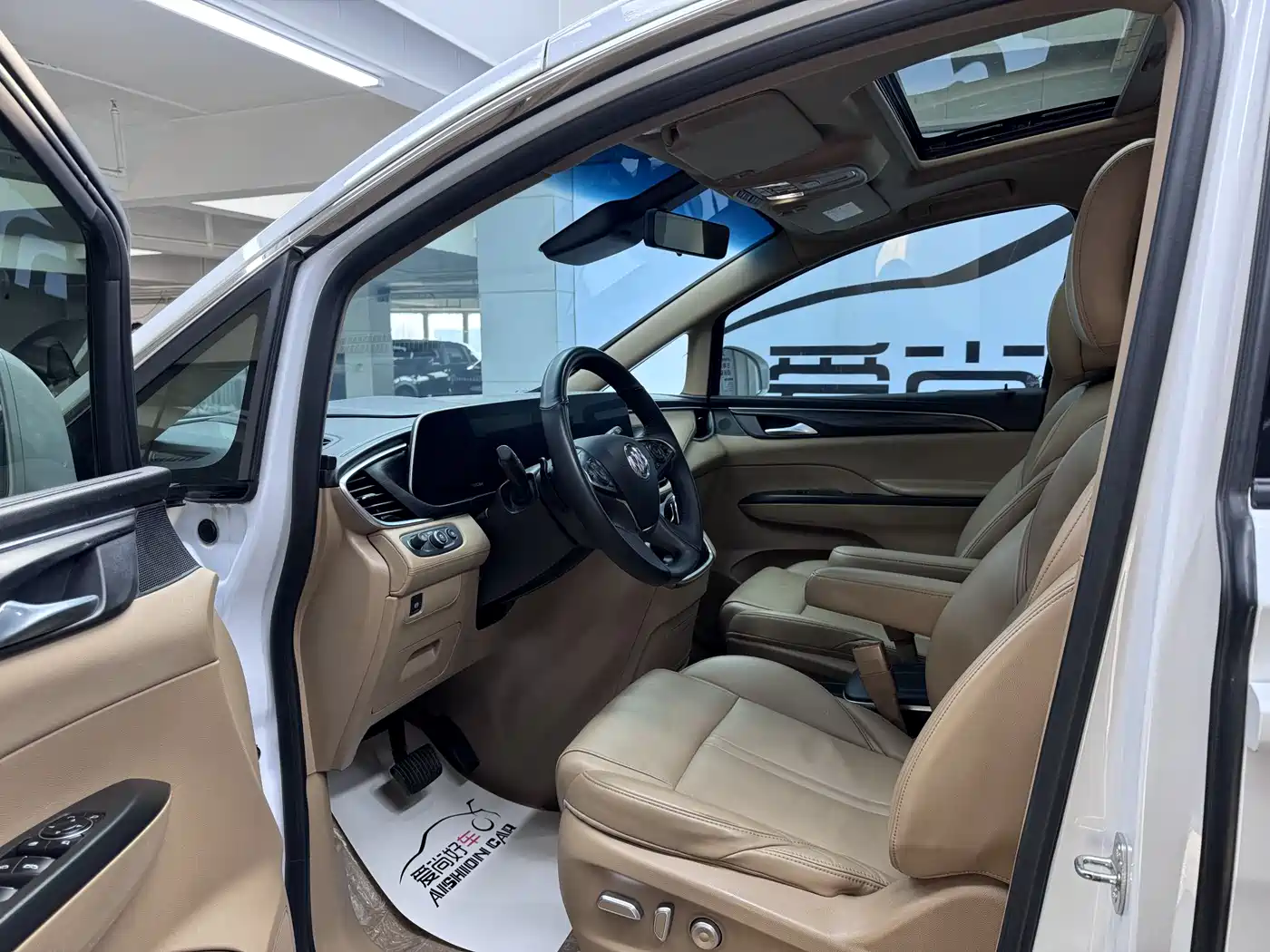 Buick GL8 2021 ES Landlord 653T Premium фото 8