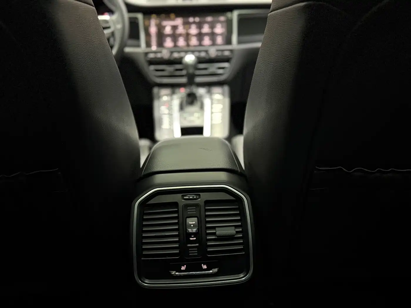 Porsche Macan 2018 Macan 2.0T фото 21