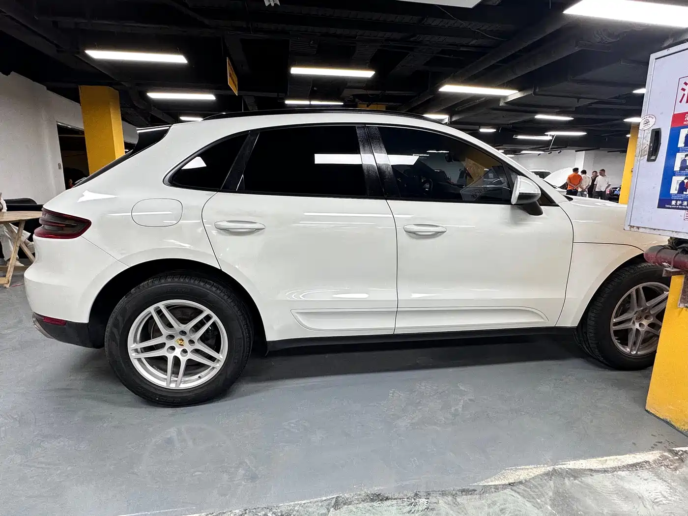 Porsche Macan 2017 Macan 2.0T фото 11