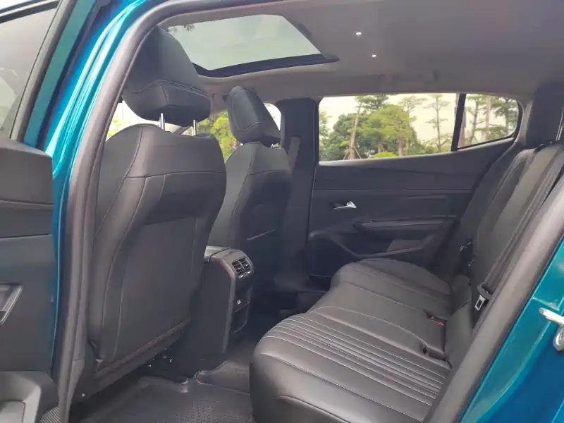 Peugeot 408X 2023 Gravity Edition фото 13