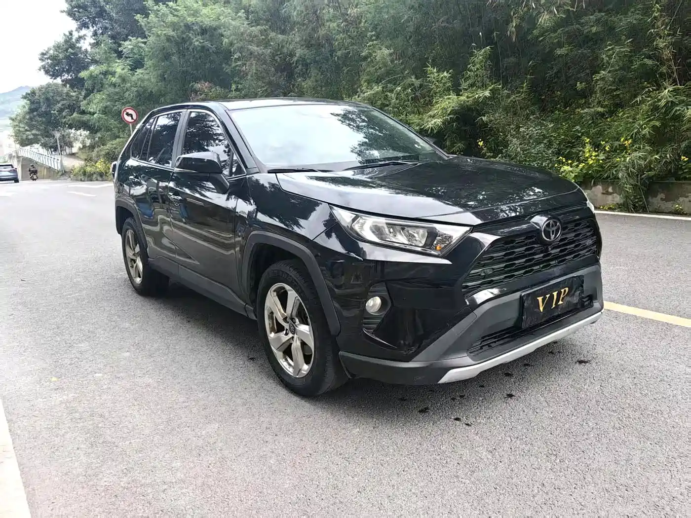 Toyota RAV4 Rongfang 2022 2.0L CVT 2WD Trend Plus Edition фото 3