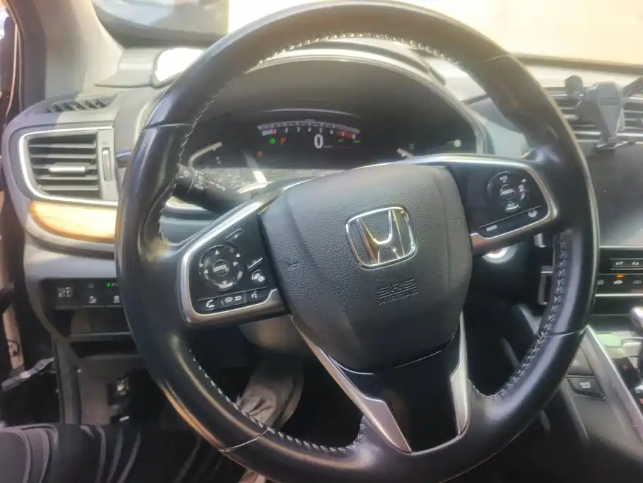 Фото 15 - Honda CR-V