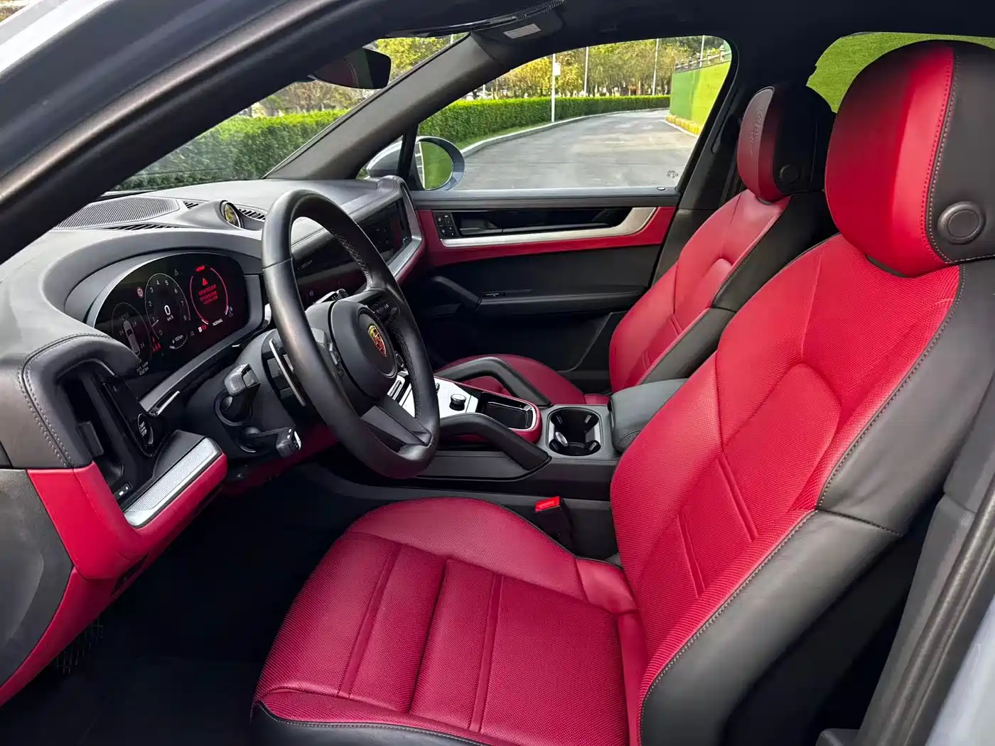 PORSCHE CAYENNE