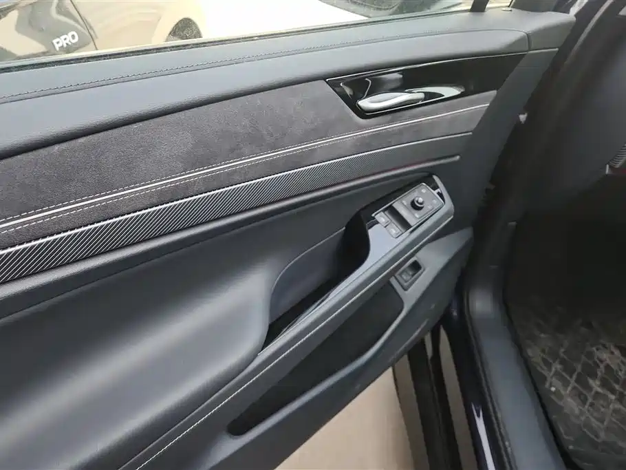 VOLKSWAGEN ID.7 VIZZION