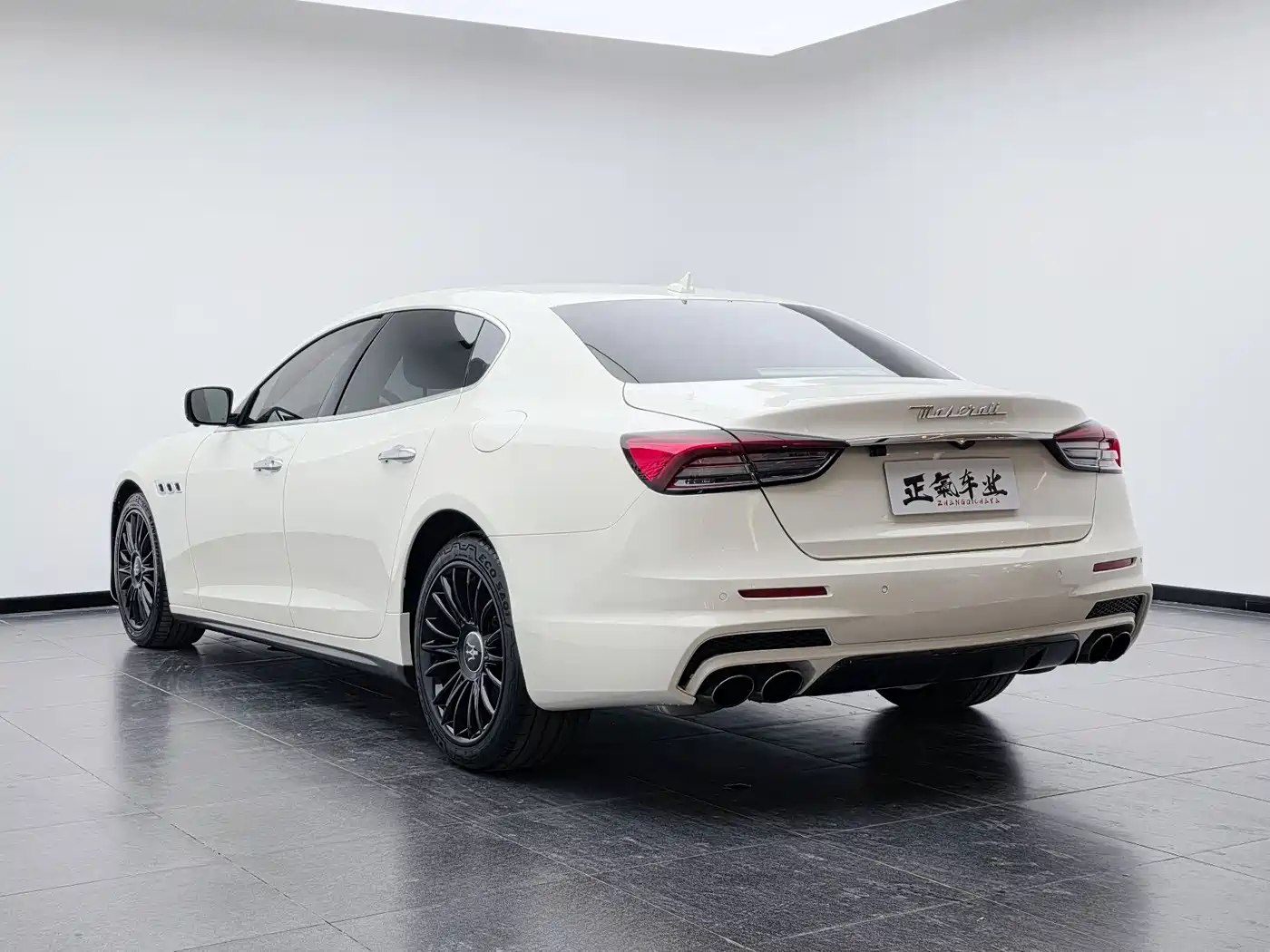 Maserati Quattroporte 2015 3.0T S Q4 фото 33