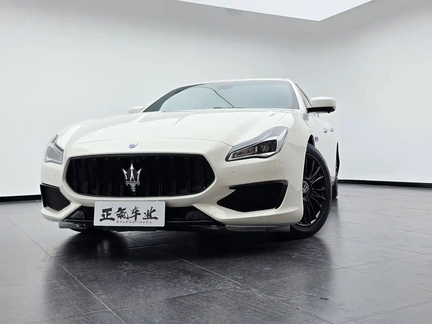 Maserati Quattroporte 2015 3.0T S Q4 фото 2