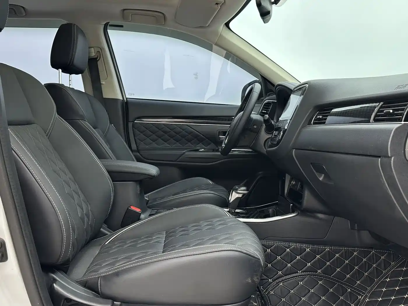 Mitsubishi Outlander 2023 2021 2.0L FWD Comfort Edition 5-seater