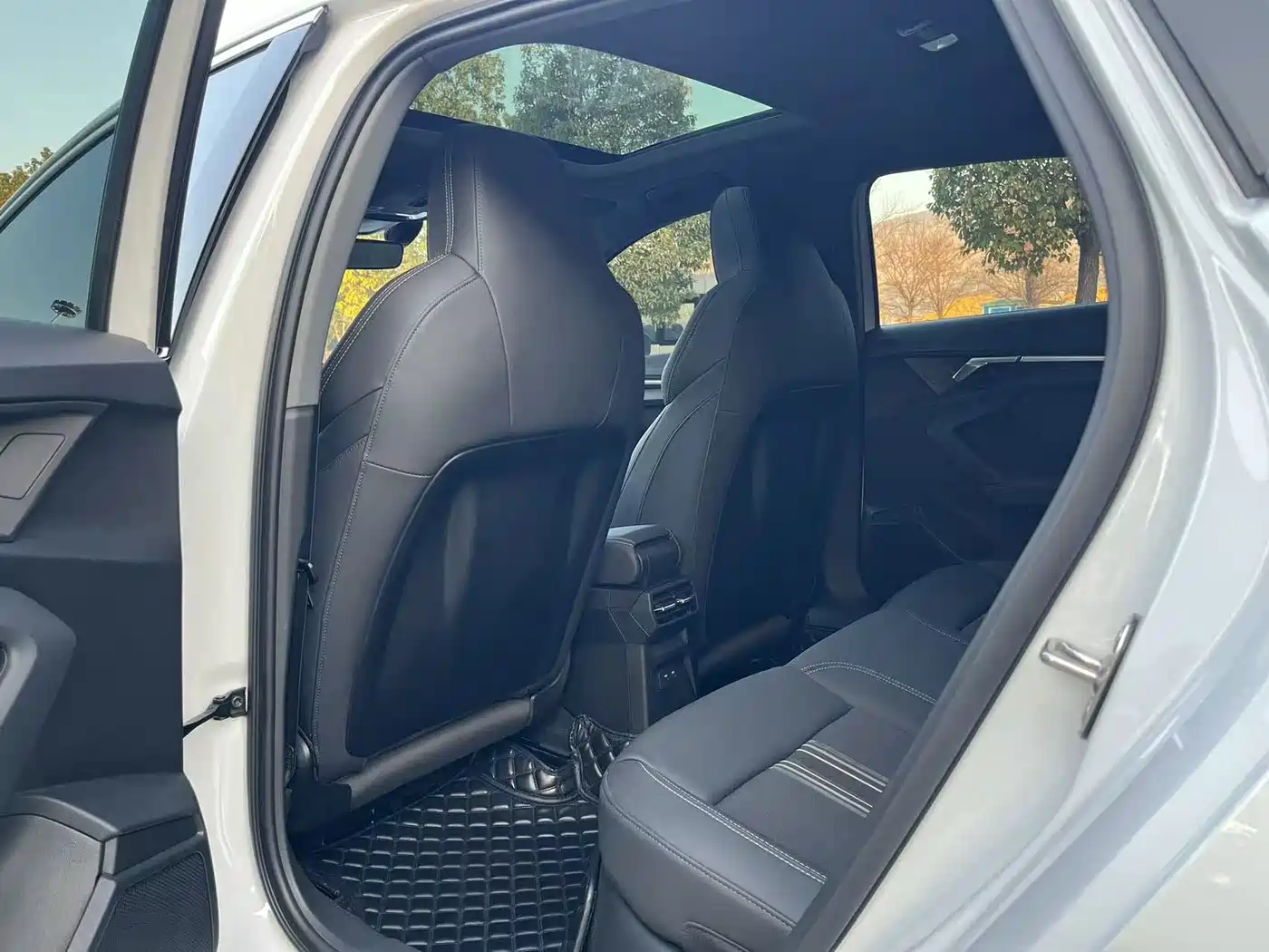 Audi A3 2023 Facelift A3L Limousine 35 TFSI Fashion Sport фото 15