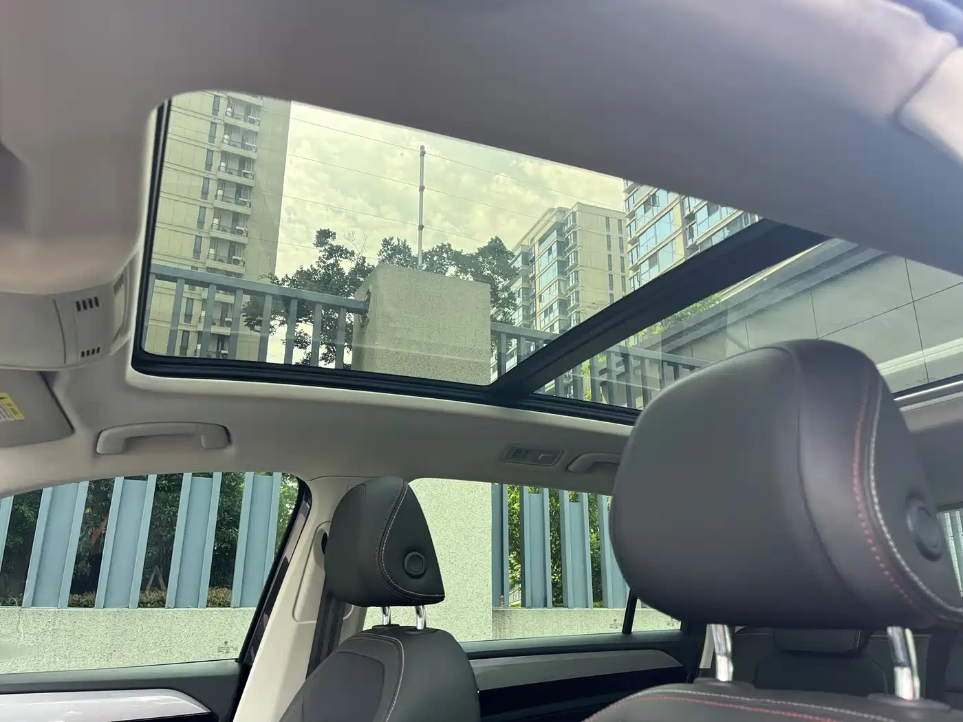 Volkswagen Tayron 2019 330TSI 2WD Luxury China VI фото 16