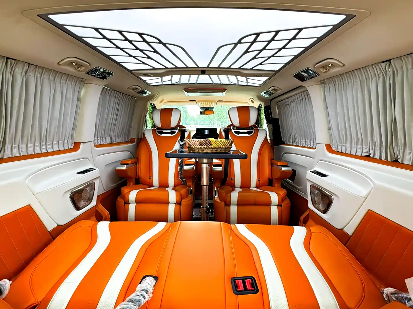 Mercedes-Benz Vito 2023 2.0T Elite 7-Seater фото 17