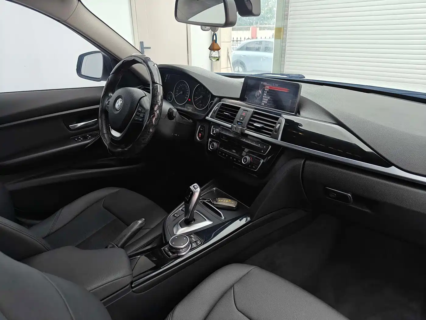 BMW 3 Series 2016 320Li Progressive фото 15