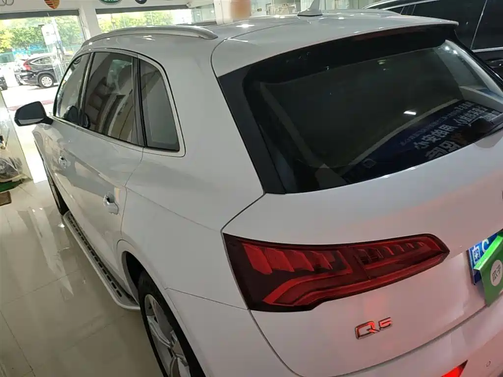 Audi Q5L 2018 40 TFSI Prestige Progressive (China V) фото 5