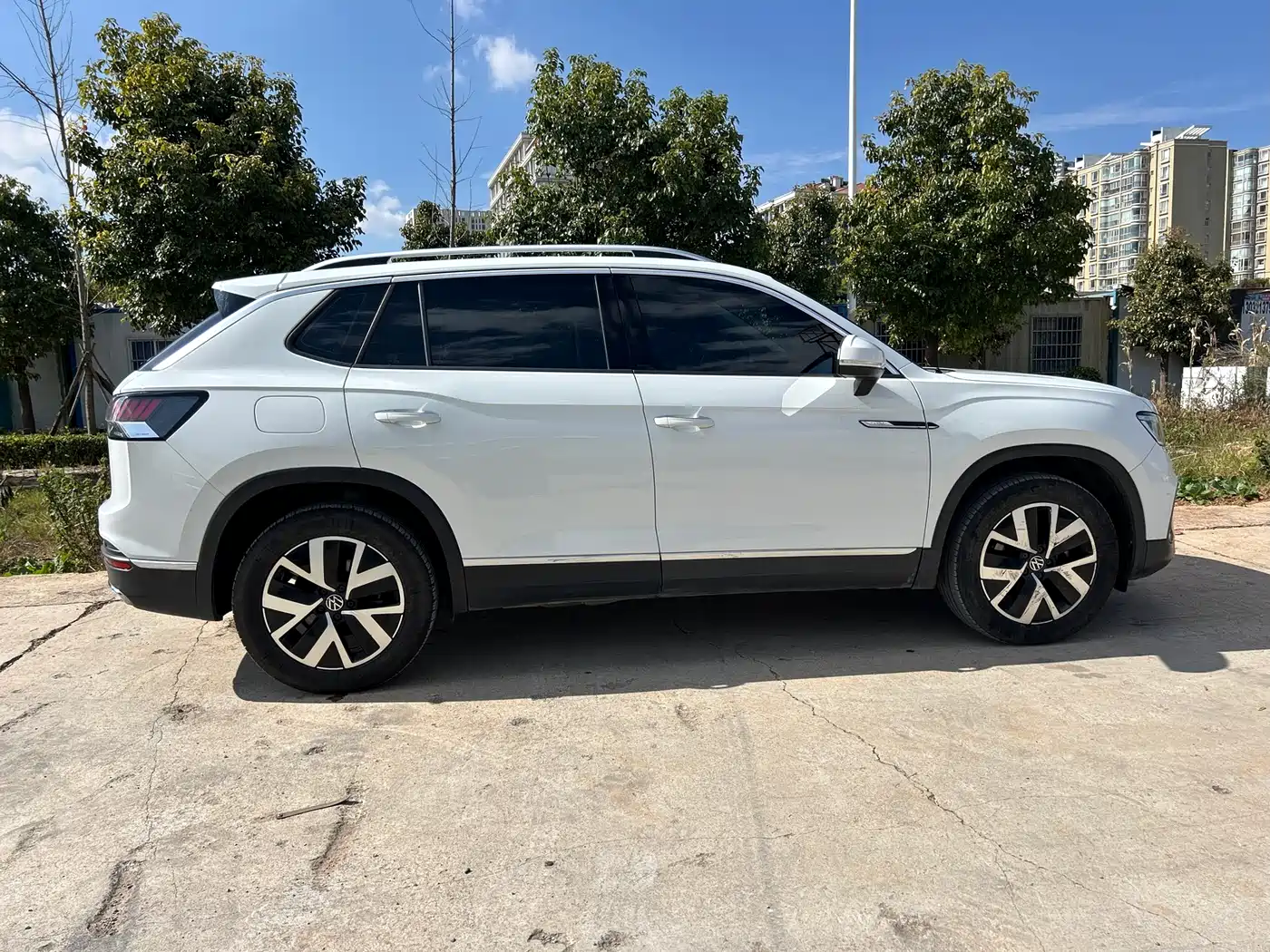 Volkswagen Tayron 2023 300TSI 2WD Luxury Plus Advanced Edition фото 8