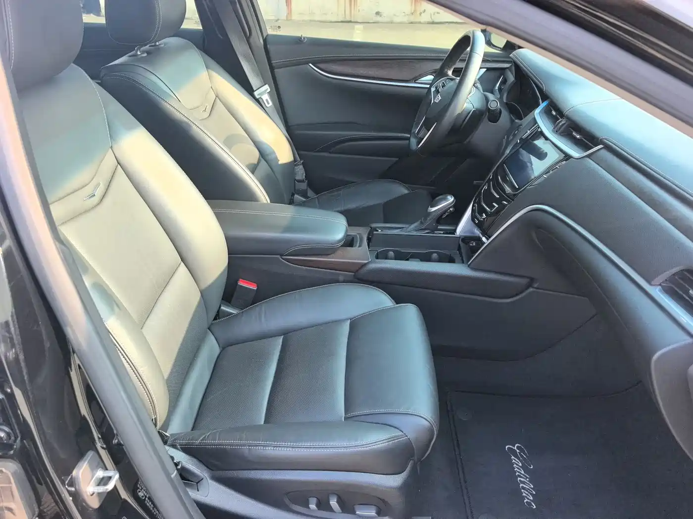 Cadillac XTS 2018 28T Elite фото 11