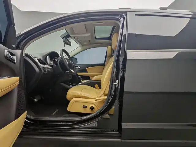 Dodge Journey 2015 2013 Model 2.4L 2WD Premium Edition