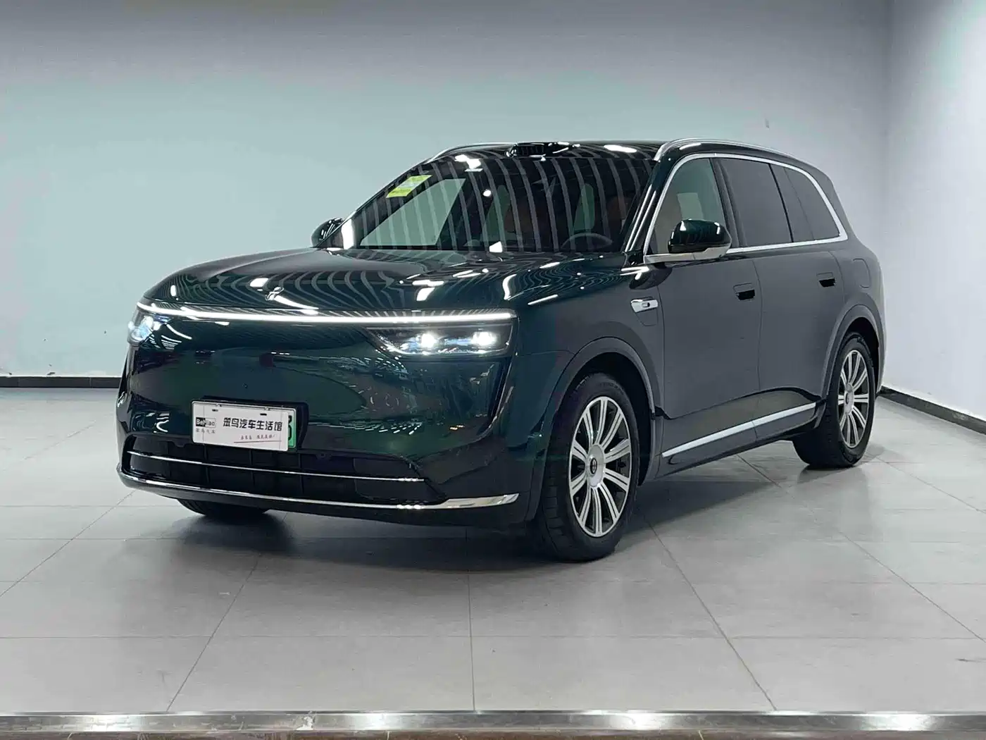 AITO Wenjie AITO M8 2025 Range Extender Max+ Edition 53.4kWh 5-seater
