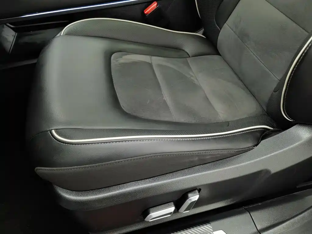 Photo 20 - Haval H6