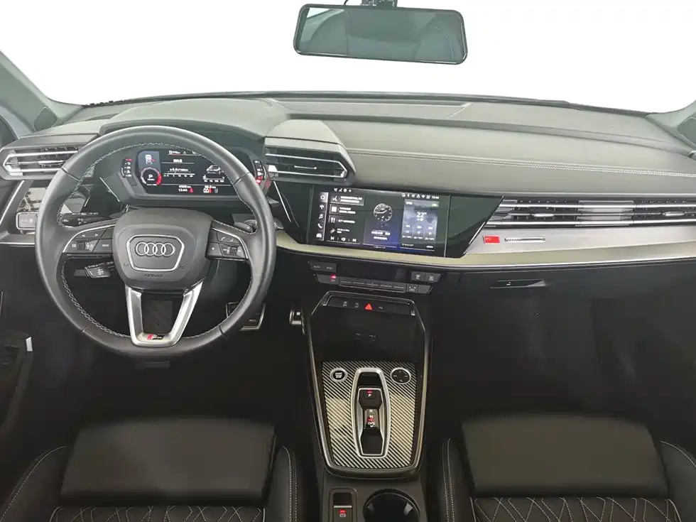 Audi A3 2025 Sportback 35TFSI Flying Premium фото 5