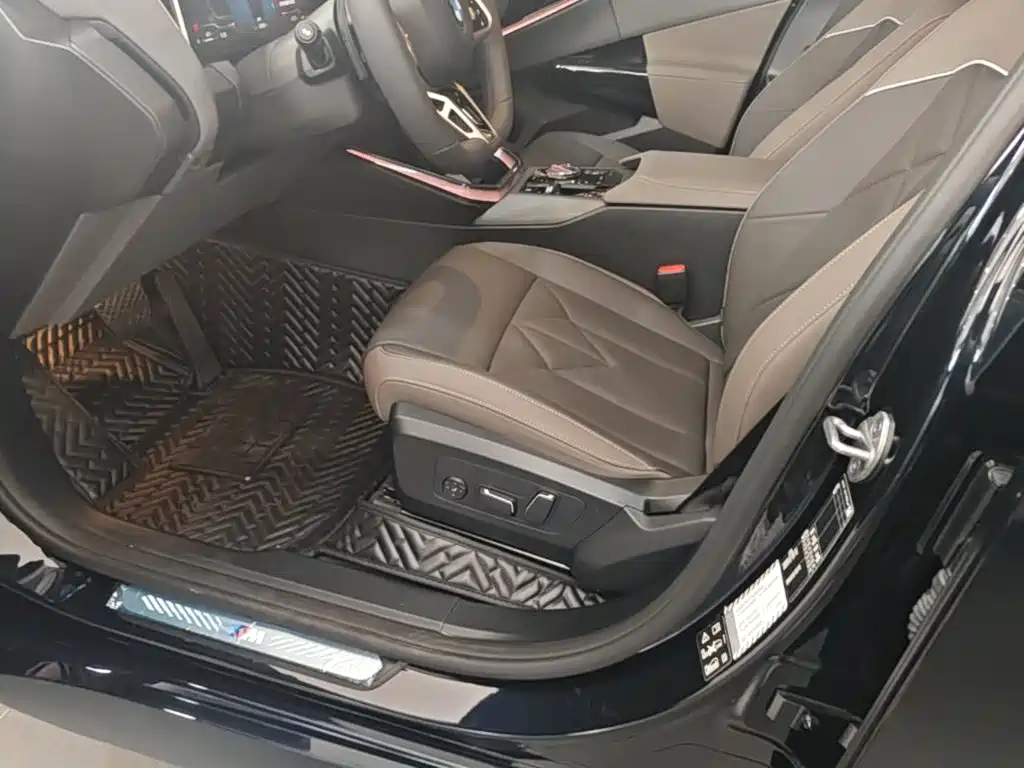 BMW X3 2026 2025 xDrive30L Premium M Sport Package