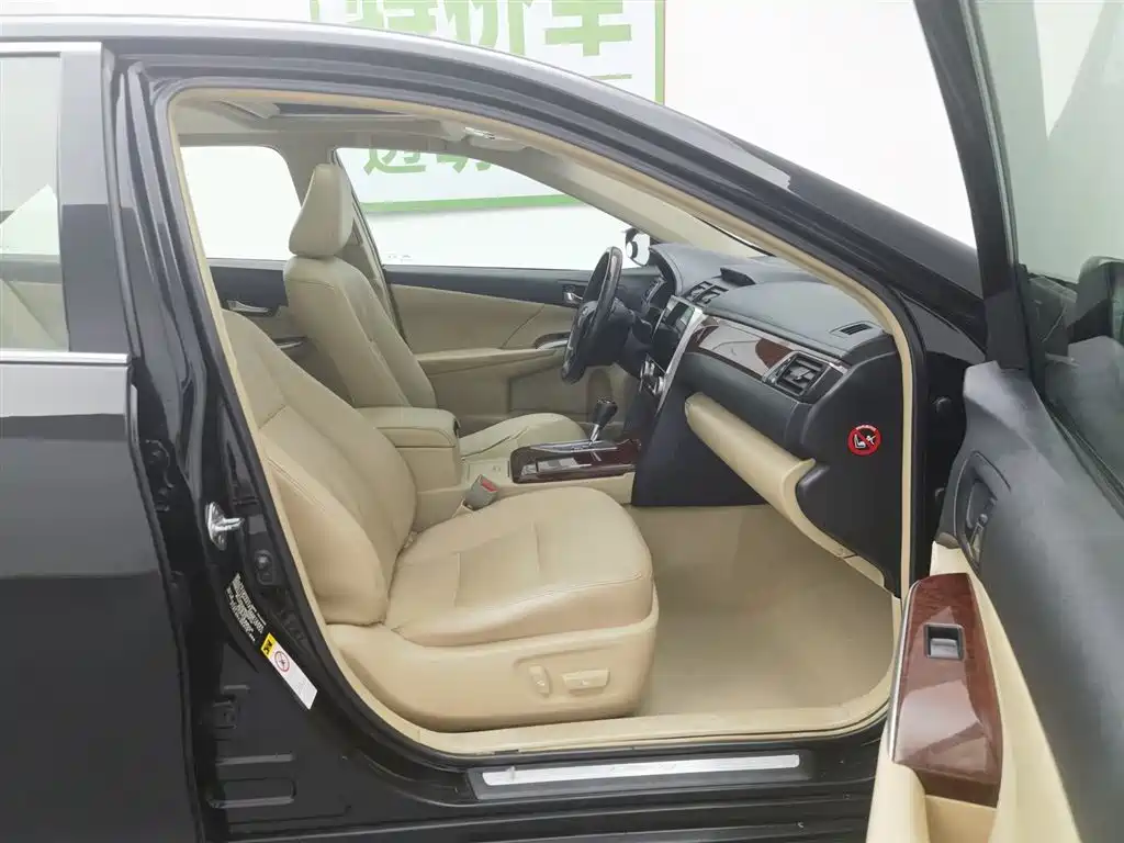 Toyota Camry 2013 2.0G Comfort фото 23
