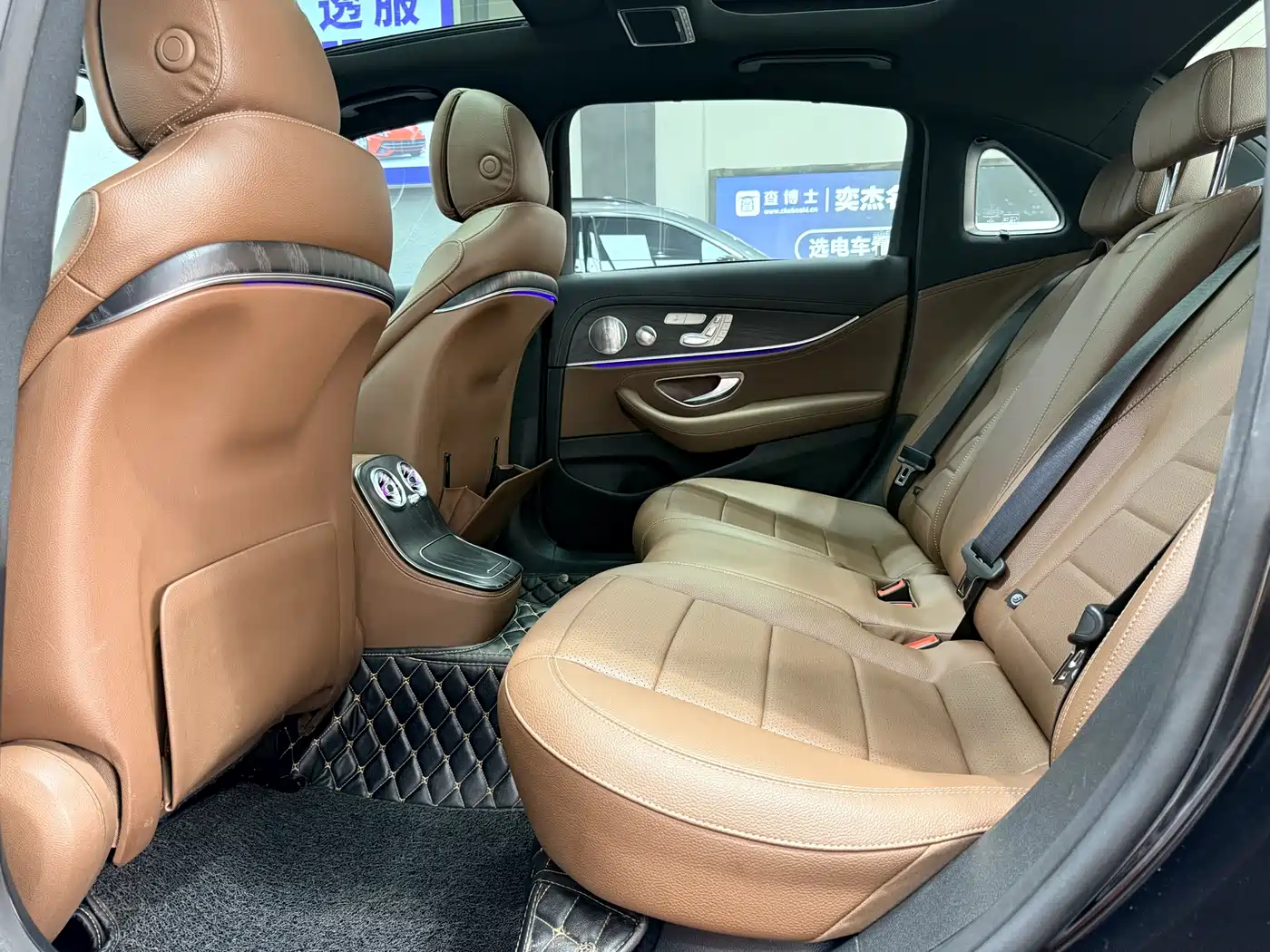 Mercedes-Benz E-Class 2021 E 300 L Sport Luxury Edition фото 14