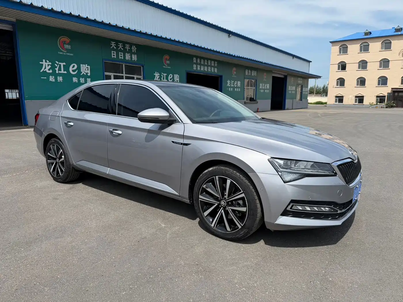 Škoda Superb 2025 Model TSI280 DSG Premium Edition 3