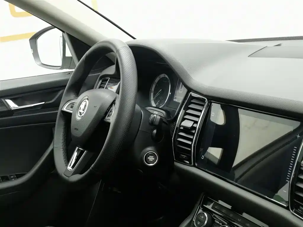 Škoda Kodiaq 2018 Facelift TSI330 5-seat 2WD Premium Luxury Edition фото 22