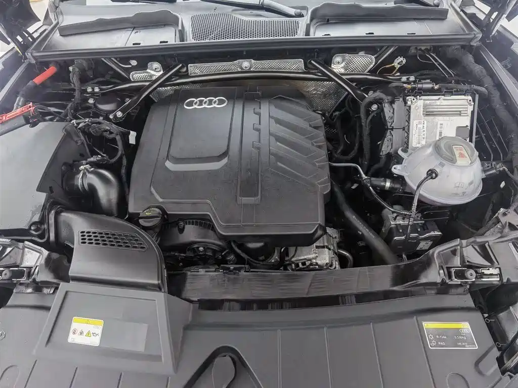 Audi Q5L 2023 40T Luxury Dynamic фото 6