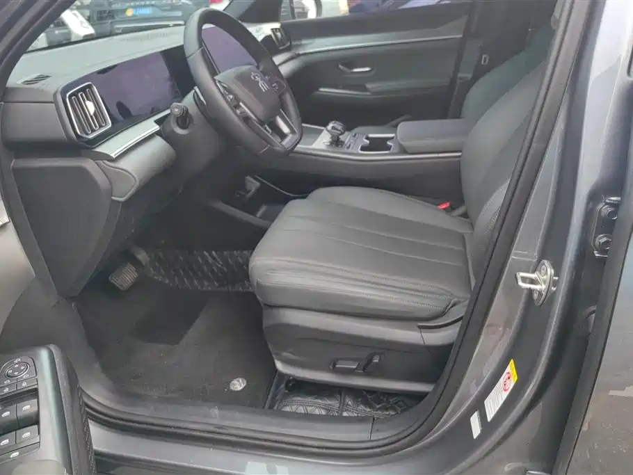 BYD Song Pro New Energy 2025 2nd Generation Smart Drive Edition DM-i 75KM Leading Type фото 9