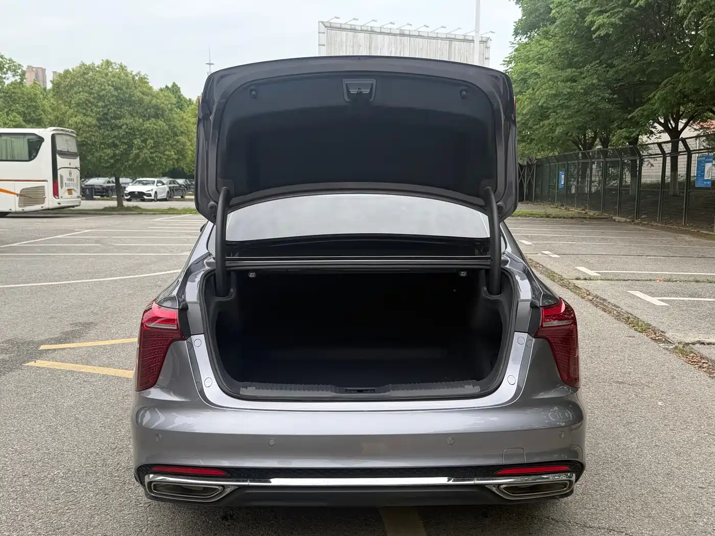 Hongqi H5 2023 2.0T Auto Smart Connect Flagship фото 16